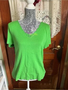 Faded Glory Bright Green V-Neck Short Sleeve Top